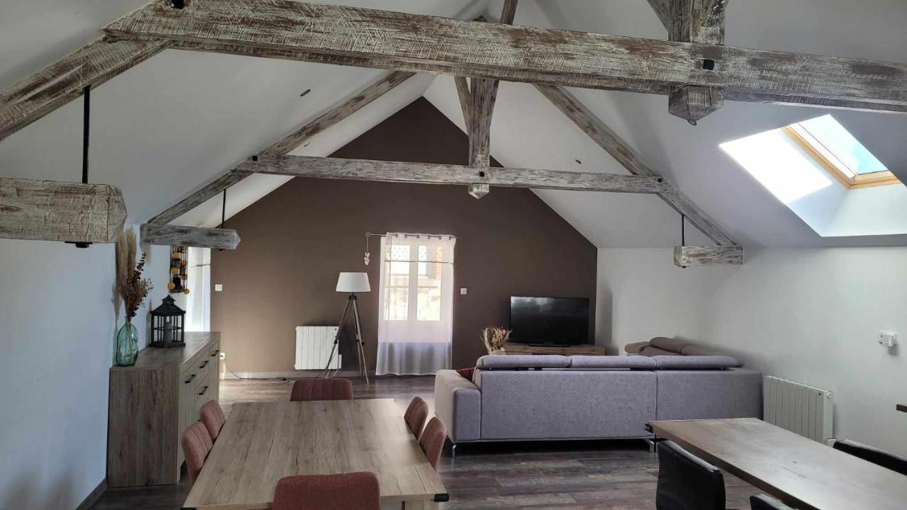 Charmante Maison A Haybes Εξωτερικό φωτογραφία